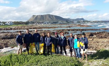 Marine Big 5 - Volunteer Photos - Beach clean up2