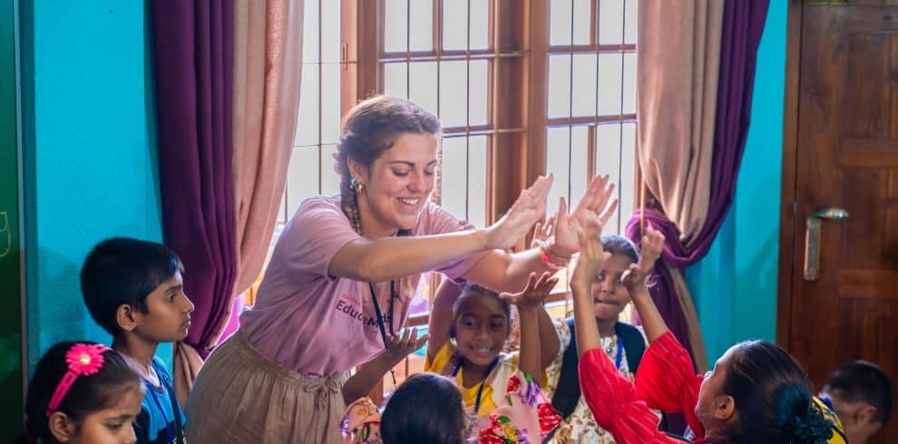 Volunteer with Children in Sri Lanka - Teaching English - 125