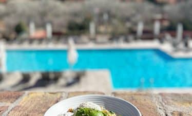 Enchantment Resort - Food